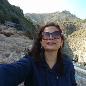 Meet your Posher, Farida